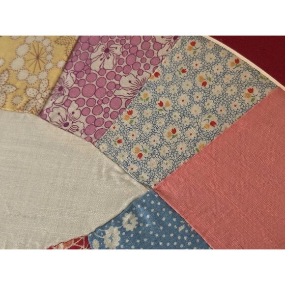 Two Quilting Squares Double Wedding Ring Blocks Pattern Wooden Framed Matted - Picture 10 of 14